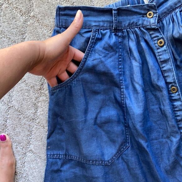 Chambray button down skirt pockets pleated front bohemian festival casual - Picture 3 of 5